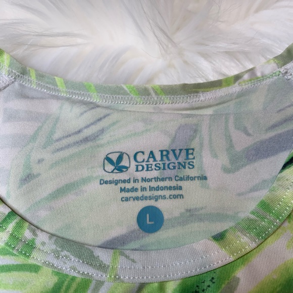 Carve Designa Short Sleeve Rash Guard - Picture 2 of 8